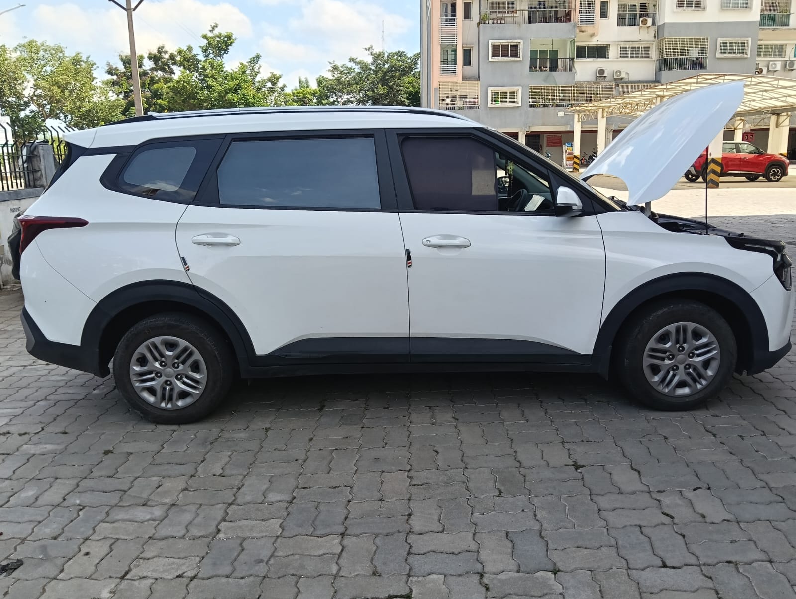 Kia Carens(2023-2024) Premium 1.5 Petrol 7 Str